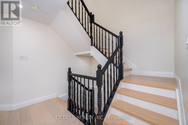 28516304/732-carmella-crescent/avalon-east/ottawa/ontario/K4A4V8_40