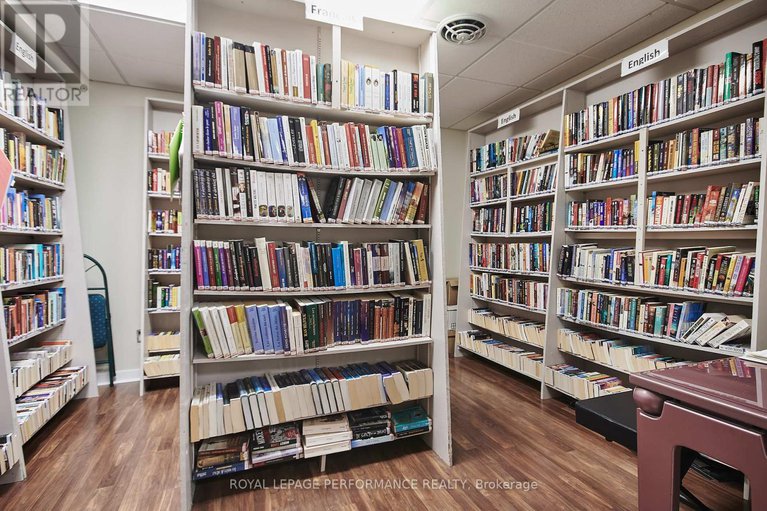 28548076/202-158-b-mcarthur-avenue/vanier/ottawa/ontario/K1L8C9_31