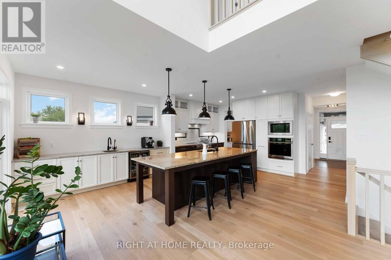 28377550/707-kirkham-crescent/btwn-franktown-rd-fallowfield-rd/ottawa/ontario/K0A2Z0_8