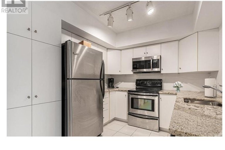 29358345/1112-138-somerset-street-w/ottawa-centregolden-triangle/ottawa/ontario/K2P0A3_6