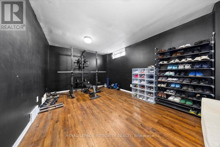 29629898/c-1771-lamoureux-drive/queenswood-heights-south/ottawa/ontario/K1E2N5_26