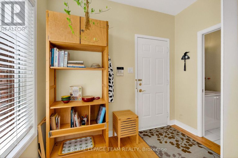 29366732/52-great-oak-private/riverview-park/ottawa/ontario/K1G6P8_21