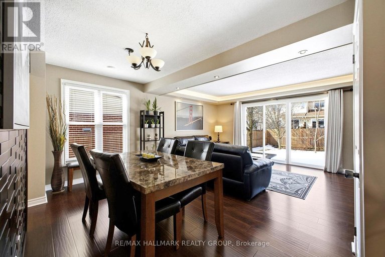 29549614/178-equestrian-drive/bridlewood/ottawa/ontario/K2M2B9_9