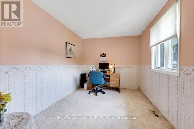 29638663/17-maric-trail/kemptville/north-grenville/ontario/K0G1J0_31