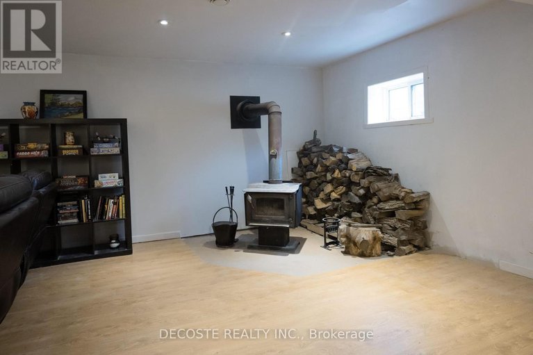 29094334/23-wood-street/lancaster/south-glengarry/ontario/K0C1N0_17