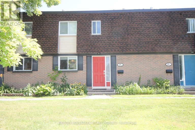 28637168/37-b-glenridge-road/meadowlandscrestview/ottawa/ontario/K2G1G2_1