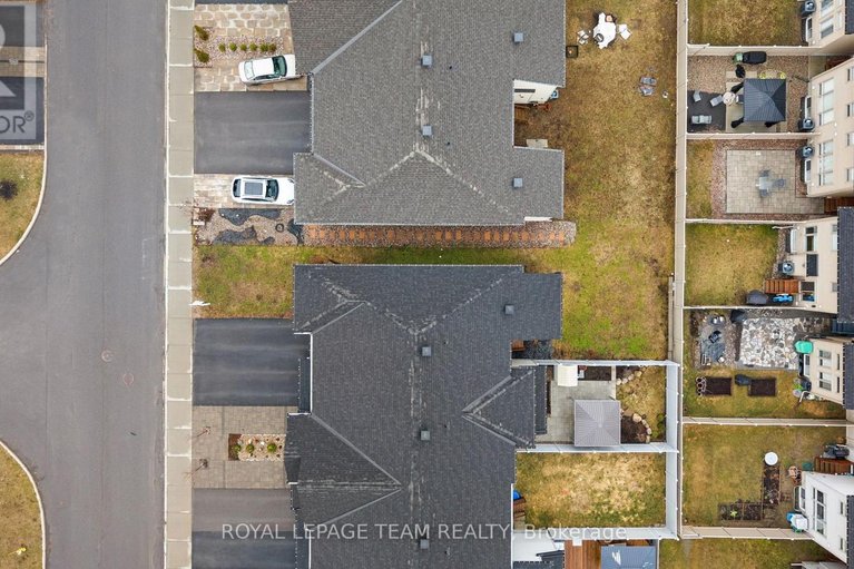 29618339/289-big-dipper-street/riverside-southgloucester-glen/ottawa/ontario/K4M0J2_40