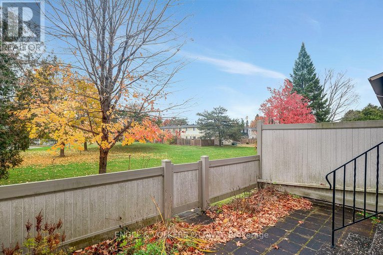 29078631/68-1947-stonehenge-crescent/pineview/ottawa/ontario/K1B4N7_29