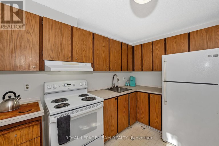 28935991/10-31-malvern-drive/pheasant-run/ottawa/ontario/K2J1M8_14