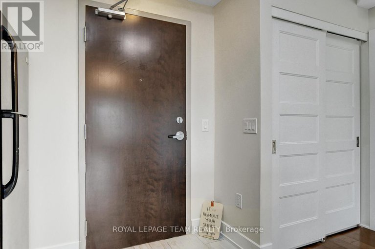 29086720/201-2785-baseline-road/redwood-park/ottawa/ontario/K2H1G9_5