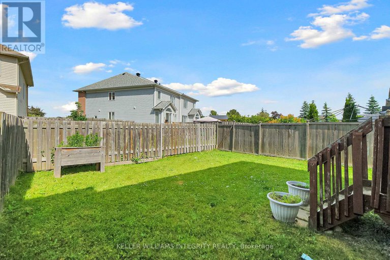 28507055/410-sparkman-avenue/avalon-east/ottawa/ontario/K4A0J1_37