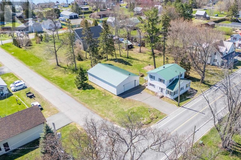 29672745/12106-lakeshore-drive/south-dundas-williamsburgh-twp/south-dundas/ontario/K0C1X0_46