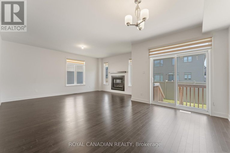 27728416/92-big-dipper-street/ottawa/ontario/K4M0L9_9
