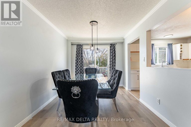 28376418/271-bonavista-street/town-of-rockland/clarence-rockland/ontario/K4K1N8_12