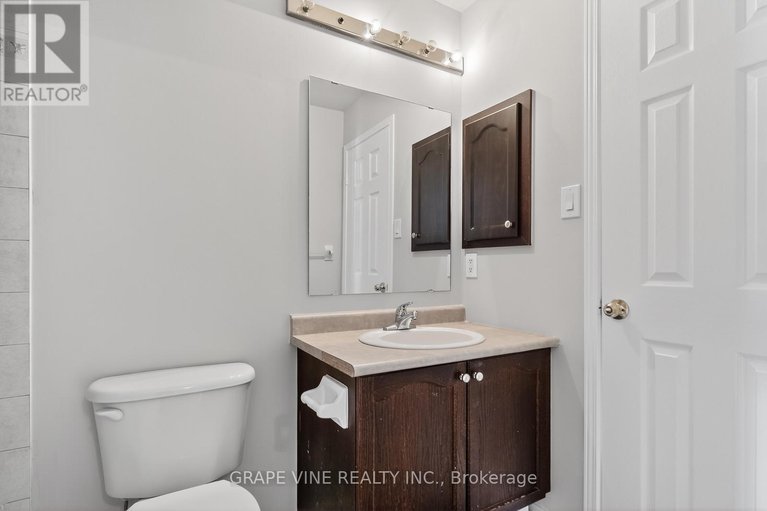 29436743/460-seyton-drive/westcliffe-estates/ottawa/ontario/K2H1G2_20