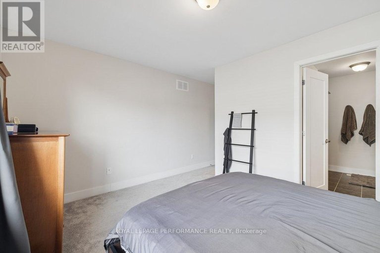 29445573/644-crevier-walk/orleans-village/ottawa/ontario/K1W0M7_58