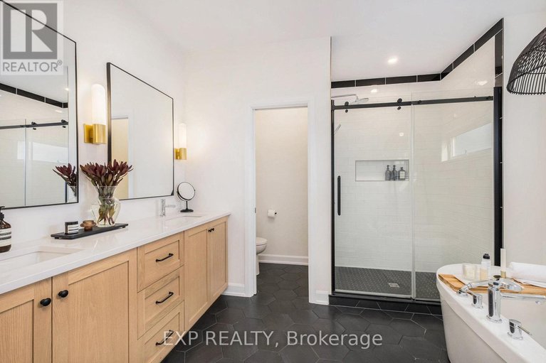 29113298/597-paakanaak-avenue/blossom-parkkemp-parkfindlay-creek/ottawa/ontario/K1X0H4_23