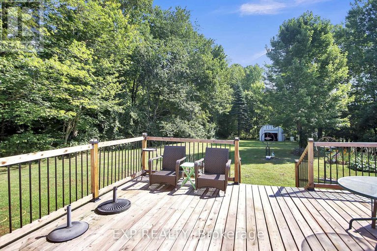 28769528/1083-eadie-road/village-of-russell/russell/ontario/K4R1E5_26