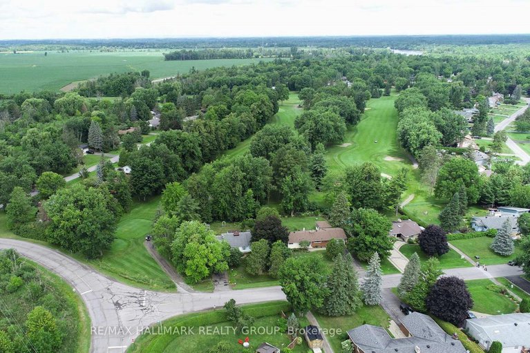 28588248/1307-fairway-drive/manotick-east-to-manotick-station/ottawa/ontario/K4M1B3_31