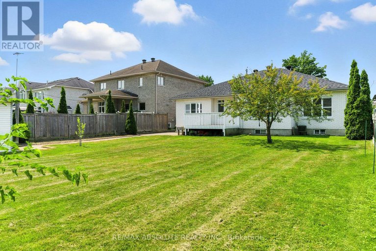 28668574/1513-apeldoorn-avenue/carleton-heights/ottawa/ontario/K2C1V2_50