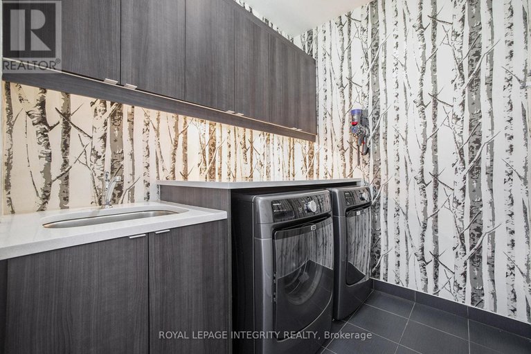 28777177/285-meadowbreeze-drive/emerald-meadowstrailwest/ottawa/ontario/K2M3A6_15