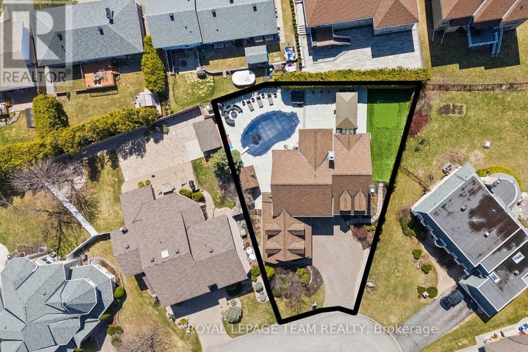 29645621/17-craigmohr-court/craig-henrywoodvale/ottawa/ontario/K2G4P9_35