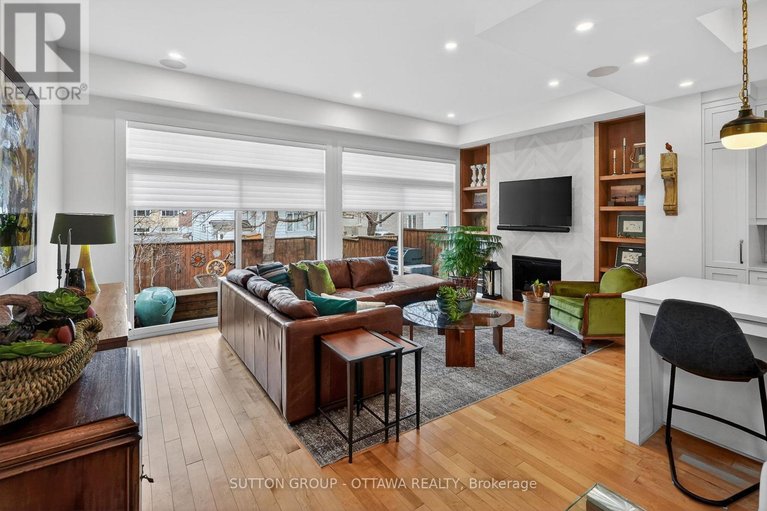 29641673/31-carlotta-avenue/kingsview-park/ottawa/ontario/K1L6S5_7