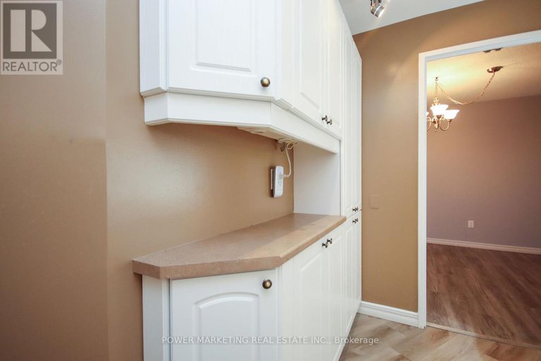 28098292/1604-1081-ambleside-drive/woodroffe/ottawa/ontario/K2B8C8_20