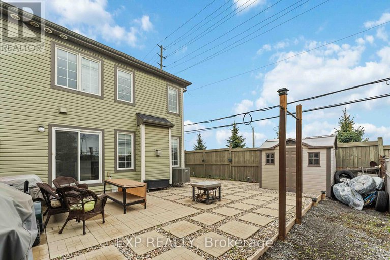 29063218/226-par-la-ville-circle/stittsville-north/ottawa/ontario/K2S0T6_47