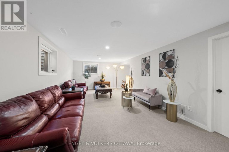 29228634/933-islington-way/leitrim/ottawa/ontario/K1T0T7_31