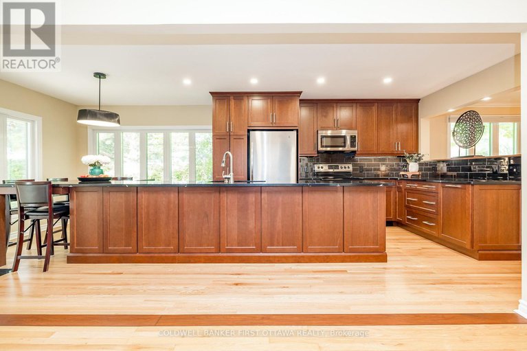28917616/9-lone-meadow-trail/stittsville-central/ottawa/ontario/K2S1C9_10