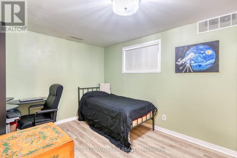 29612401/1255-old-perth-road/mississippi-mills-ramsay-twp/mississippi-mills/ontario/K0A1A0_19