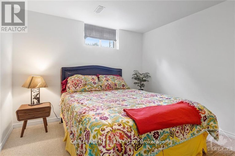 28436232/434-hilson-avenue/westborohampton-park/ottawa/ontario/K1Z6C3_21