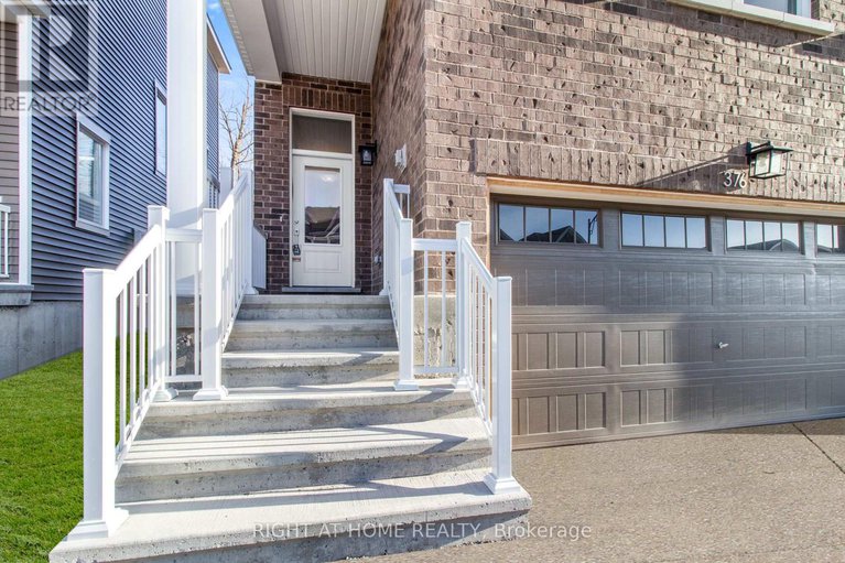 28759536/376-appalachian-circle/half-moon-bay/ottawa/ontario/K2J6X3_7