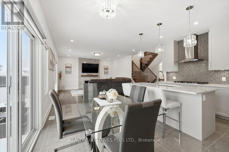 29225784/1082-docteur-corbeil-boulevard/town-of-rockland/clarence-rockland/ontario/K4K0E9_14