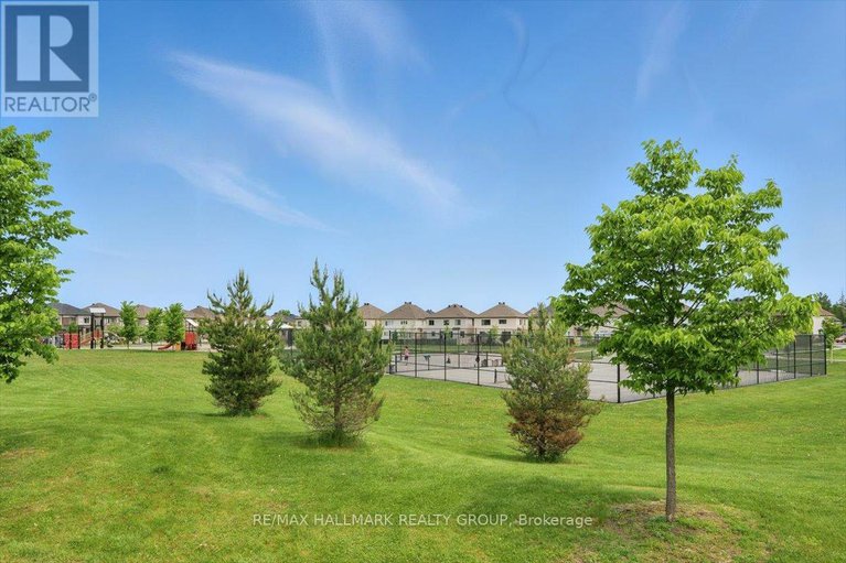 28500695/325-lipizzaner-street/stittsville-south/ottawa/ontario/K2S0X8_29