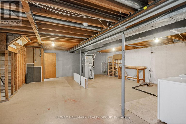 28940176/3-sutton-place/city-viewskylinefisher-heightsparkwood-hills/ottawa/ontario/K2E5G1_23