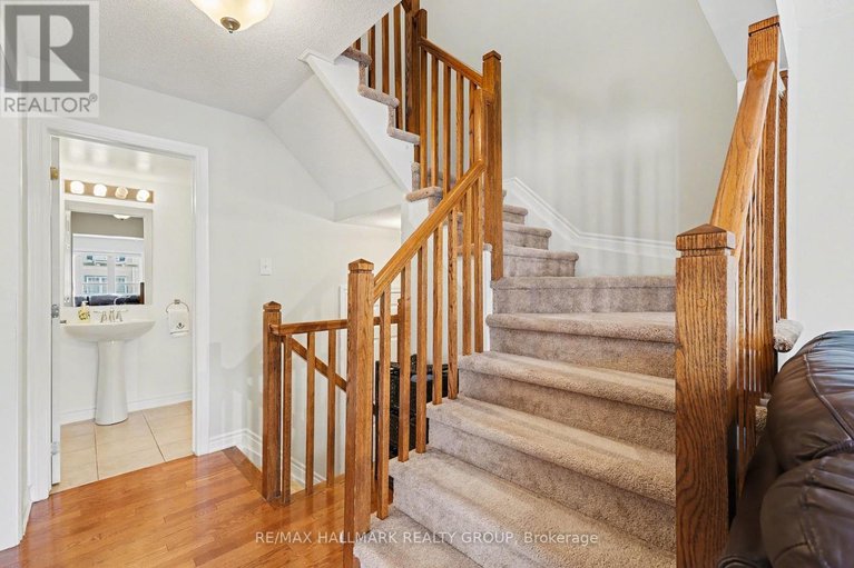 29628515/2516-nutgrove-avenue/half-moon-bay/ottawa/ontario/K2J0X3_10