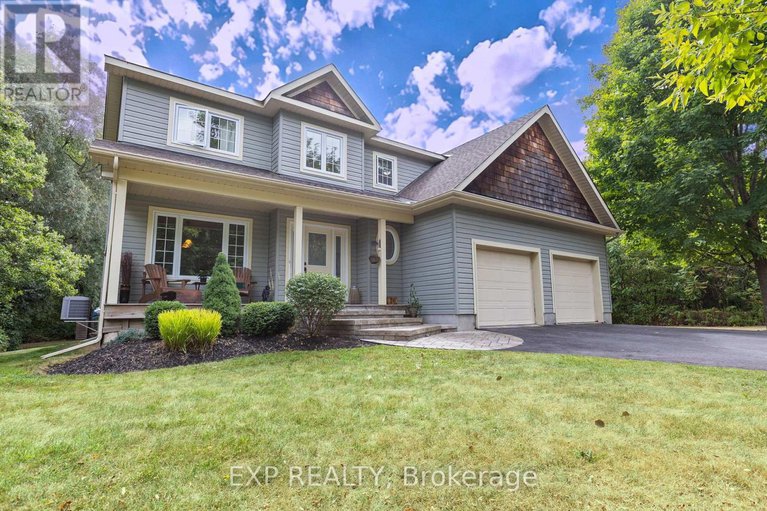 28792701/8325-albert-bouwers-circle/osgoode-twp-north-of-reg-rd-6/ottawa/ontario/K0A2P0_1