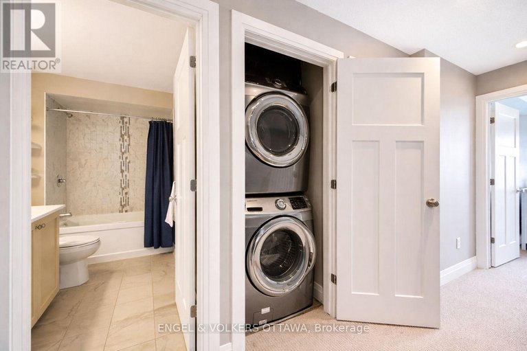 29594834/122-nutting-crescent/riverside-southgloucester-glen/ottawa/ontario/K4M0C3_23