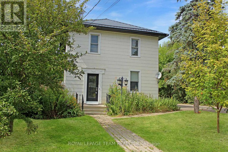 28764656/191-dalkeith-street/pakenham/mississippi-mills/ontario/K0A2X0_1