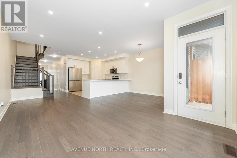 28478727/747-namur-street/embrun/russell/ontario/K0A1W0_13
