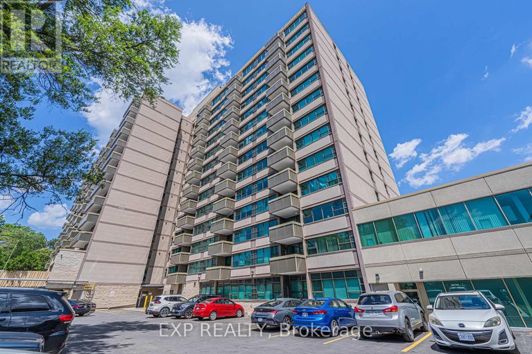 28557945/1111-555-brittany-drive/viscount-alexander-park/ottawa/ontario/K1K4C5_7