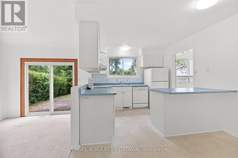 28836357/3505-southgate-road/south-keys/ottawa/ontario/K1V7Y5_12
