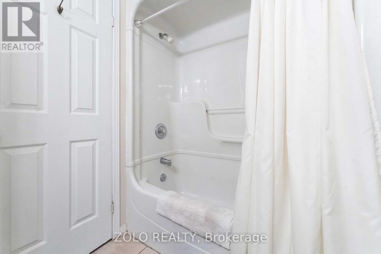 28954052/176a-sherway-drive/pheasant-run/ottawa/ontario/K2J1W7_20