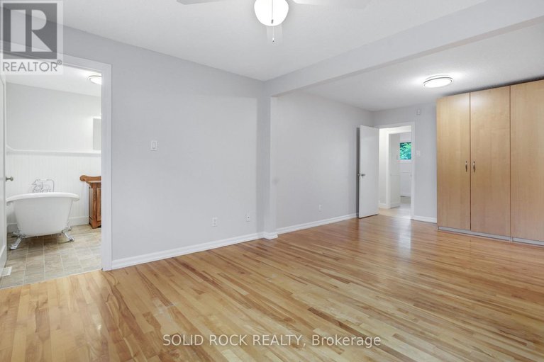 28538691/1135-maybank-street/parkway-park/ottawa/ontario/K2C2W7_18