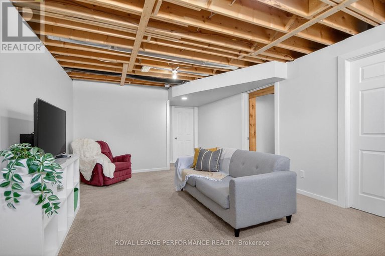 29164946/1910-schroeder-crescent/springridgeeast-village/ottawa/ontario/K4A4P8_44