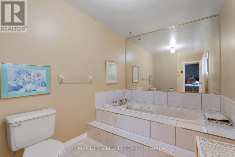 29126045/745-hauteview-crescent/fallingbrookridgemount/ottawa/ontario/K4A2B9_24