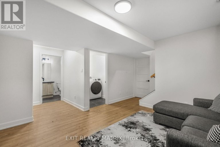 29640036/1200-montblanc-crescent/embrun/russell/ontario/K0A1W0_31