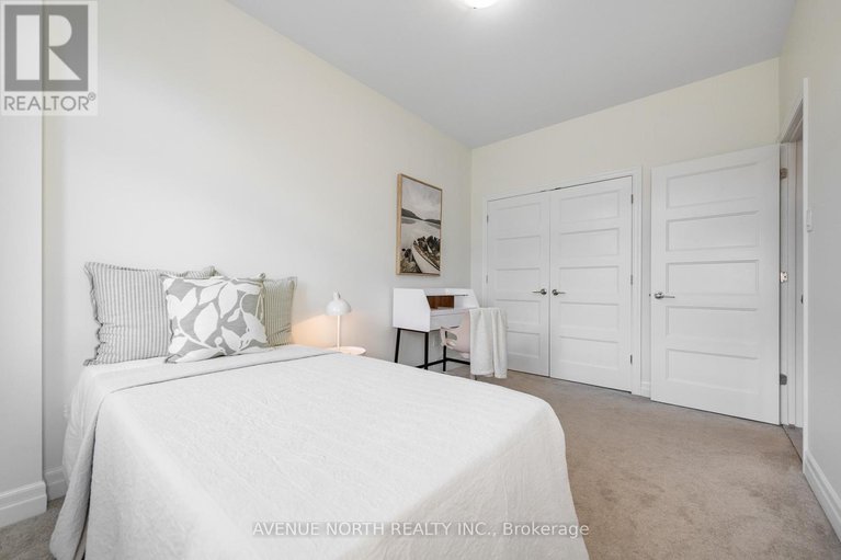 29078193/938-woodroffe-avenue/whitehaven/ottawa/ontario/K2A3R7_8